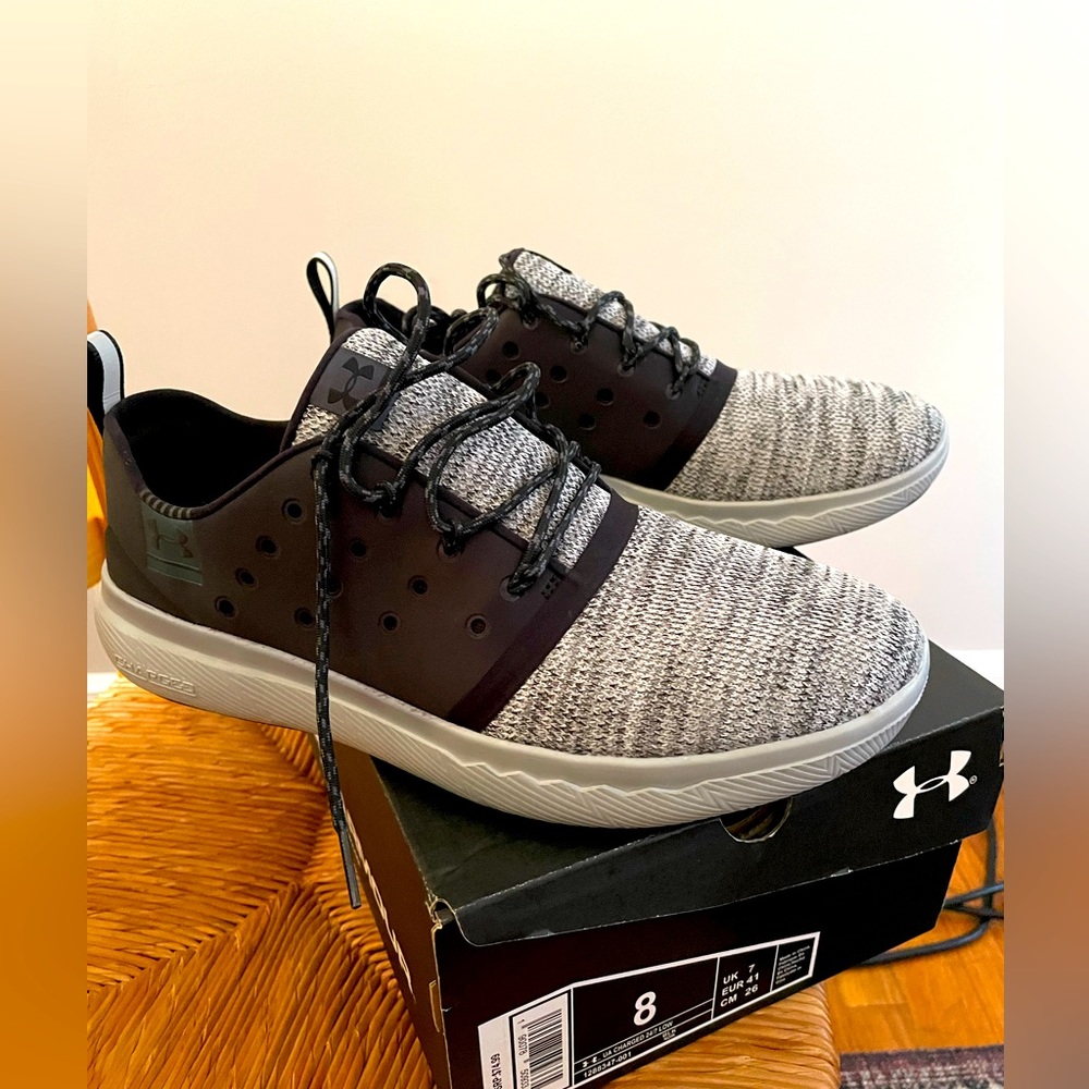 UA mens sneakers size 8